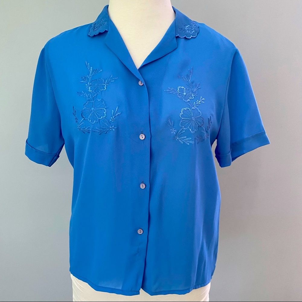 Blue Short-sleeved Floral Embroidered Blouse by Puccsi